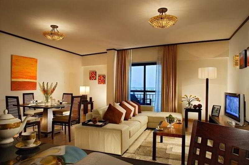 Park Apartments Dubai,An Edge By Rotana Hotel Exteriör bild