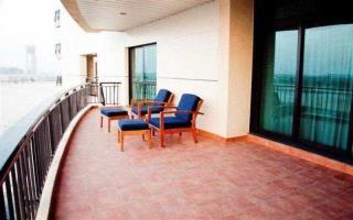 Park Apartments Dubai,An Edge By Rotana Hotel Exteriör bild